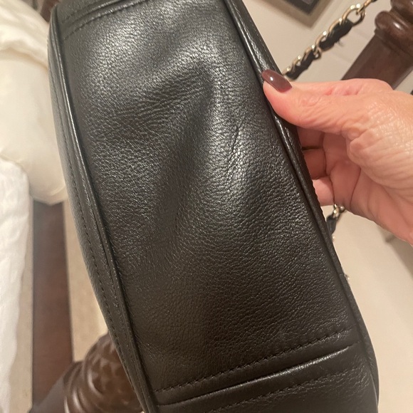 Kate Spade black leather bag in excellent condition. - Picture 3 of 9